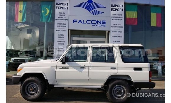 Acheter Import Voiture Toyota Land Cruiser Blanc à Import - Dubai, Artibonite Acheter Import Voiture Toyota Land Cruiser Blanc à Import - Dubai, Artibonite