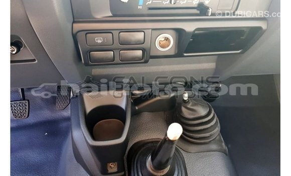Acheter Import Voiture Toyota Land Cruiser Blanc à Import - Dubai, Artibonite Acheter Import Voiture Toyota Land Cruiser Blanc à Import - Dubai, Artibonite