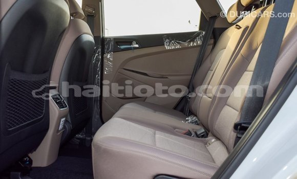 Acheter Import Voiture Hyundai Tucson Blanc à Import - Dubai, Artibonite Acheter Import Voiture Hyundai Tucson Blanc à Import - Dubai, Artibonite