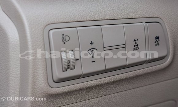Acheter Import Voiture Hyundai Tucson Blanc à Import - Dubai, Artibonite Acheter Import Voiture Hyundai Tucson Blanc à Import - Dubai, Artibonite