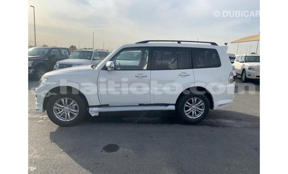 Acheter Import Voiture Mitsubishi Pajero Blanc à Import - Dubai, Artibonite Acheter Import Voiture Mitsubishi Pajero Blanc à Import - Dubai, Artibonite