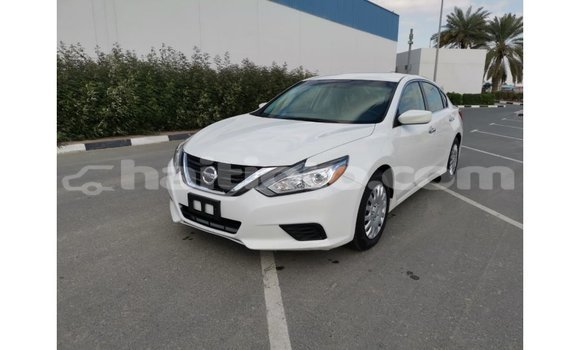 Acheter Import Voiture Nissan Altima Blanc à Import - Dubai, Artibonite Acheter Import Voiture Nissan Altima Blanc à Import - Dubai, Artibonite