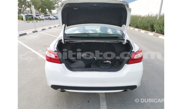 Acheter Import Voiture Nissan Altima Blanc à Import - Dubai, Artibonite Acheter Import Voiture Nissan Altima Blanc à Import - Dubai, Artibonite