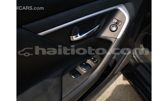 Acheter Import Voiture Nissan Altima Noir à Import - Dubai, Artibonite Acheter Import Voiture Nissan Altima Noir à Import - Dubai, Artibonite