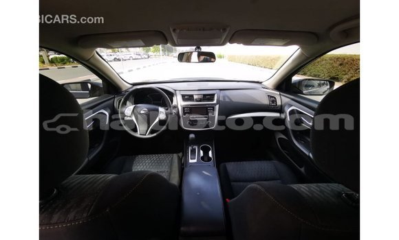 Acheter Import Voiture Nissan Altima Noir à Import - Dubai, Artibonite Acheter Import Voiture Nissan Altima Noir à Import - Dubai, Artibonite