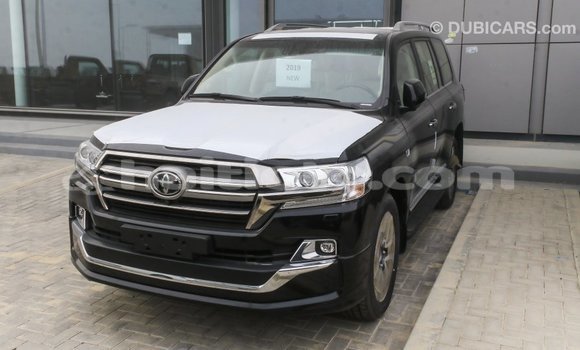 Acheter Import Voiture Toyota Land Cruiser Noir à Import - Dubai, Artibonite Acheter Import Voiture Toyota Land Cruiser Noir à Import - Dubai, Artibonite