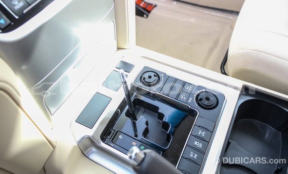 Acheter Import Voiture Toyota Land Cruiser Blanc à Import - Dubai, Artibonite Acheter Import Voiture Toyota Land Cruiser Blanc à Import - Dubai, Artibonite