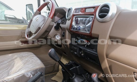 Acheter Import Voiture Toyota Land Cruiser Beige à Import - Dubai, Artibonite Acheter Import Voiture Toyota Land Cruiser Beige à Import - Dubai, Artibonite