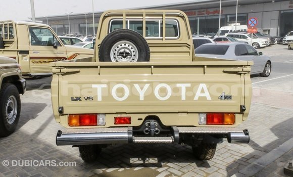 Acheter Import Voiture Toyota Land Cruiser Beige à Import - Dubai, Artibonite Acheter Import Voiture Toyota Land Cruiser Beige à Import - Dubai, Artibonite