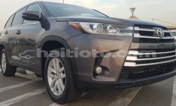 Acheter Import Voiture Toyota Highlander Autre à Import - Dubai, Artibonite Acheter Import Voiture Toyota Highlander Autre à Import - Dubai, Artibonite