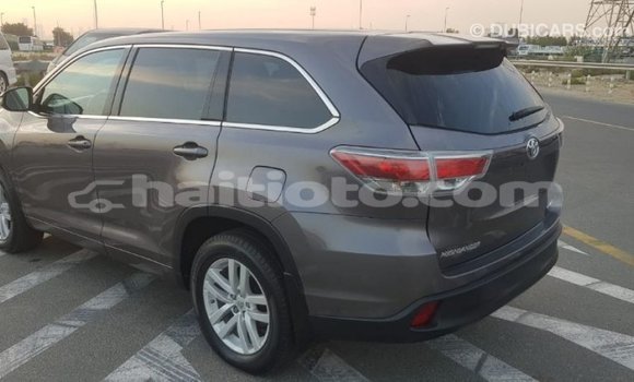 Acheter Import Voiture Toyota Highlander Autre à Import - Dubai, Artibonite Acheter Import Voiture Toyota Highlander Autre à Import - Dubai, Artibonite
