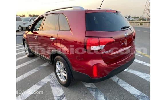 Acheter Import Voiture Kia Sorento Rouge à Import - Dubai, Artibonite Acheter Import Voiture Kia Sorento Rouge à Import - Dubai, Artibonite