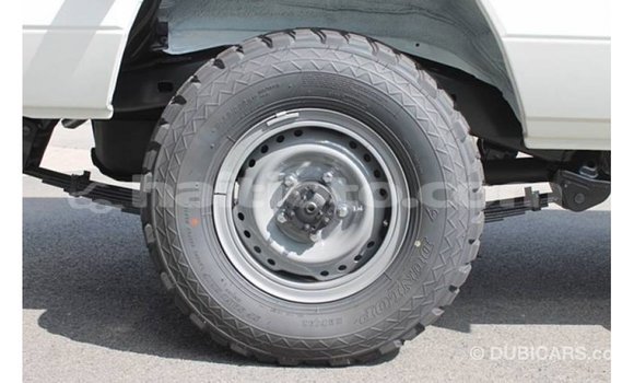 Buy Import Toyota Land Cruiser White Car in Import - Dubai in Artibonite Buy Import Toyota Land Cruiser White Car in Import - Dubai in Artibonite