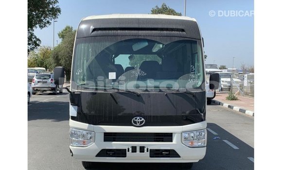 Acheter Import Voiture Toyota Coaster Blanc à Import - Dubai, Artibonite Acheter Import Voiture Toyota Coaster Blanc à Import - Dubai, Artibonite