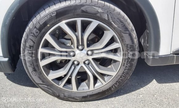 Acheter Import Voiture Mitsubishi Outlander Blanc à Import - Dubai, Artibonite Acheter Import Voiture Mitsubishi Outlander Blanc à Import - Dubai, Artibonite