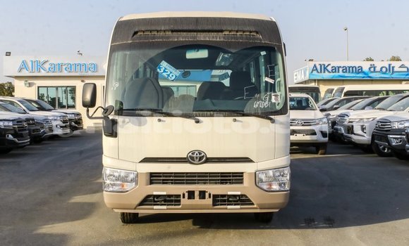 Acheter Import Voiture Toyota Coaster Blanc à Import - Dubai, Artibonite Acheter Import Voiture Toyota Coaster Blanc à Import - Dubai, Artibonite