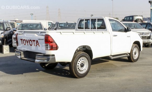 Acheter Import Voiture Toyota Hilux Blanc à Import - Dubai, Artibonite Acheter Import Voiture Toyota Hilux Blanc à Import - Dubai, Artibonite