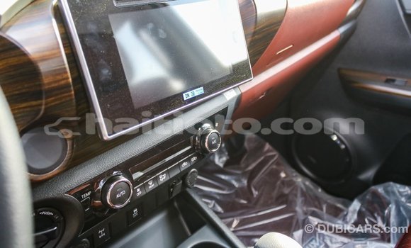 Acheter Import Voiture Toyota Hilux Blanc à Import - Dubai, Artibonite Acheter Import Voiture Toyota Hilux Blanc à Import - Dubai, Artibonite