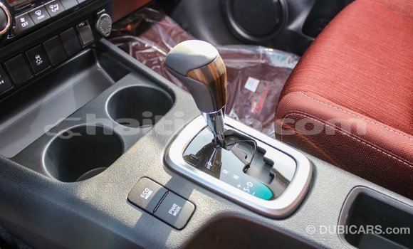 Acheter Import Voiture Toyota Hilux Blanc à Import - Dubai, Artibonite Acheter Import Voiture Toyota Hilux Blanc à Import - Dubai, Artibonite