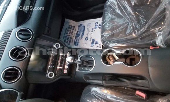 Acheter Import Voiture Ford Mustang Rouge à Import - Dubai, Artibonite Acheter Import Voiture Ford Mustang Rouge à Import - Dubai, Artibonite