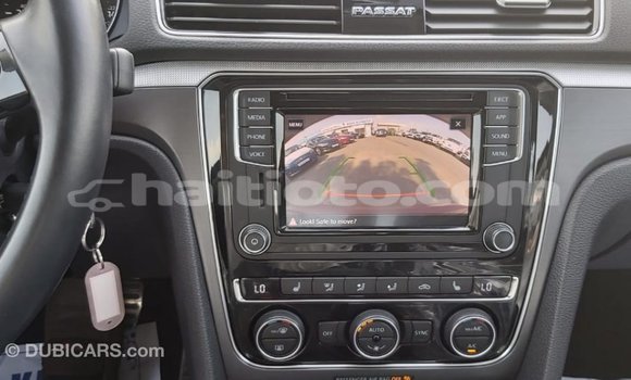 Acheter Import Voiture Volkswagen Passat Rouge à Import - Dubai, Artibonite Acheter Import Voiture Volkswagen Passat Rouge à Import - Dubai, Artibonite