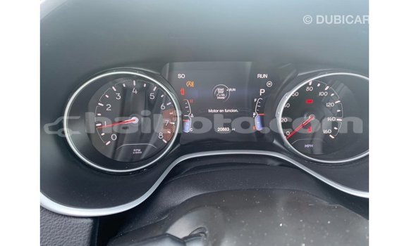 Acheter Import Voiture Jeep Compass Blanc à Import - Dubai, Artibonite Acheter Import Voiture Jeep Compass Blanc à Import - Dubai, Artibonite