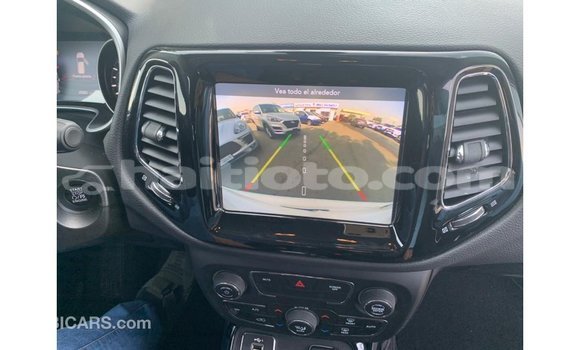 Acheter Import Voiture Jeep Compass Blanc à Import - Dubai, Artibonite Acheter Import Voiture Jeep Compass Blanc à Import - Dubai, Artibonite