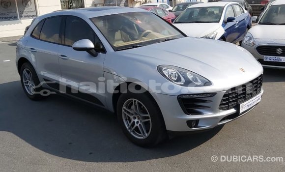 Acheter Import Voiture Porsche Macan Autre à Import - Dubai, Artibonite Acheter Import Voiture Porsche Macan Autre à Import - Dubai, Artibonite