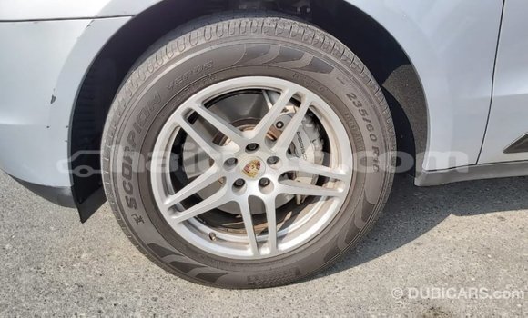 Acheter Import Voiture Porsche Macan Autre à Import - Dubai, Artibonite Acheter Import Voiture Porsche Macan Autre à Import - Dubai, Artibonite
