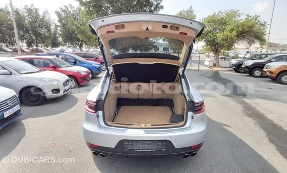 Acheter Import Voiture Porsche Macan Autre à Import - Dubai, Artibonite Acheter Import Voiture Porsche Macan Autre à Import - Dubai, Artibonite