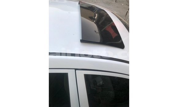 Acheter Import Voiture Geely Emgrand 7 Blanc à Import - Dubai, Artibonite Acheter Import Voiture Geely Emgrand 7 Blanc à Import - Dubai, Artibonite