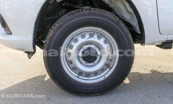 Acheter Import Voiture Toyota Hilux Blanc à Import - Dubai, Artibonite Acheter Import Voiture Toyota Hilux Blanc à Import - Dubai, Artibonite