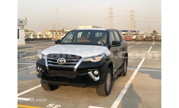 Buy Import Toyota Fortuner Black Car in Import - Dubai in Artibonite Buy Import Toyota Fortuner Black Car in Import - Dubai in Artibonite