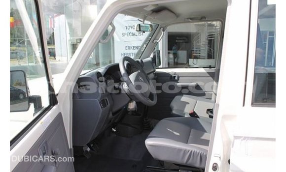 Buy Import Toyota Land Cruiser White Car in Import - Dubai in Artibonite Buy Import Toyota Land Cruiser White Car in Import - Dubai in Artibonite