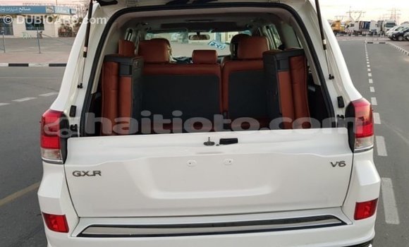 Acheter Import Voiture Toyota Land Cruiser Blanc à Import - Dubai, Artibonite Acheter Import Voiture Toyota Land Cruiser Blanc à Import - Dubai, Artibonite