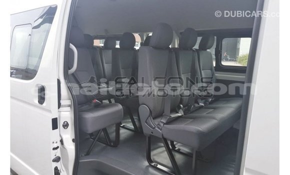 Buy Import Toyota Hiace White Car in Import - Dubai in Artibonite Buy Import Toyota Hiace White Car in Import - Dubai in Artibonite