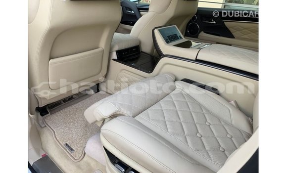 Acheter Import Voiture Lexus LX Blanc à Import - Dubai, Artibonite Acheter Import Voiture Lexus LX Blanc à Import - Dubai, Artibonite
