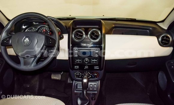 Acheter Import Voiture Renault Duster Blanc à Import - Dubai, Artibonite Acheter Import Voiture Renault Duster Blanc à Import - Dubai, Artibonite