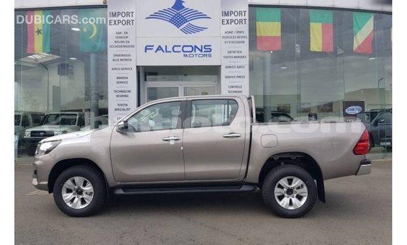 Buy Import Toyota Hilux Brown Car in Import - Dubai in Artibonite Buy Import Toyota Hilux Brown Car in Import - Dubai in Artibonite