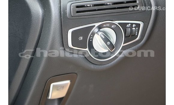 Acheter Import Voiture Mercedes-Benz 250 Noir à Import - Dubai, Artibonite Acheter Import Voiture Mercedes-Benz 250 Noir à Import - Dubai, Artibonite