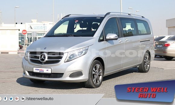 Buy Import Mercedes-Benz 250 Other Car in Import - Dubai in Artibonite Buy Import Mercedes-Benz 250 Other Car in Import - Dubai in Artibonite