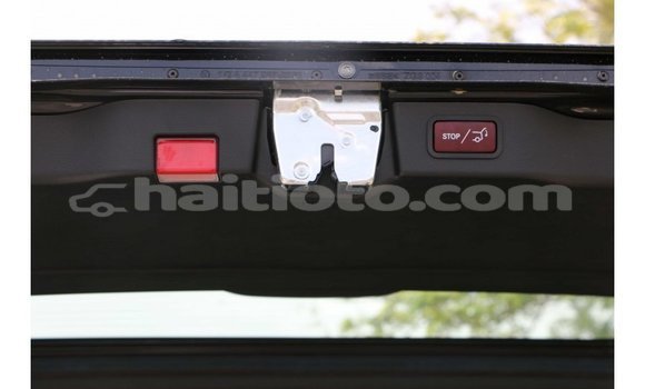 Acheter Import Voiture Mercedes-Benz 250 Noir à Import - Dubai, Artibonite Acheter Import Voiture Mercedes-Benz 250 Noir à Import - Dubai, Artibonite