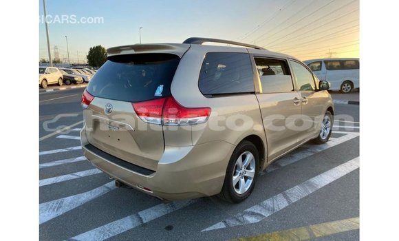 Acheter Import Voiture Toyota Sienna Autre à Import - Dubai, Artibonite Acheter Import Voiture Toyota Sienna Autre à Import - Dubai, Artibonite