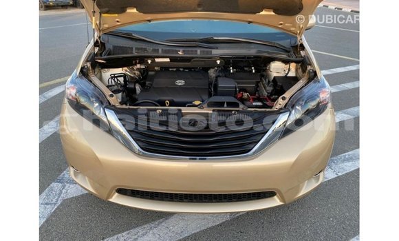 Acheter Import Voiture Toyota Sienna Autre à Import - Dubai, Artibonite Acheter Import Voiture Toyota Sienna Autre à Import - Dubai, Artibonite