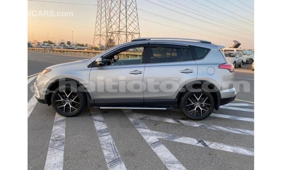 Acheter Import Voiture Toyota 4Runner Autre à Import - Dubai, Artibonite Acheter Import Voiture Toyota 4Runner Autre à Import - Dubai, Artibonite