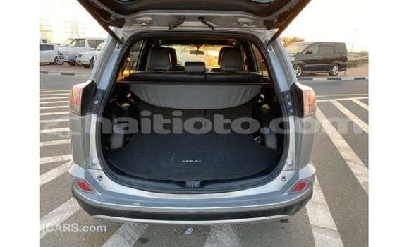 Acheter Import Voiture Toyota 4Runner Autre à Import - Dubai, Artibonite Acheter Import Voiture Toyota 4Runner Autre à Import - Dubai, Artibonite