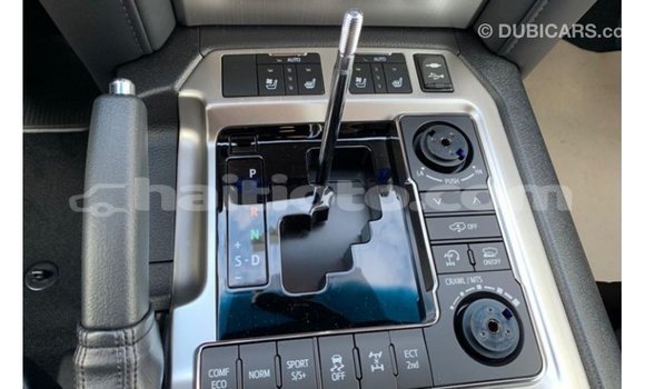 Acheter Import Voiture Toyota Land Cruiser Noir à Import - Dubai, Artibonite Acheter Import Voiture Toyota Land Cruiser Noir à Import - Dubai, Artibonite