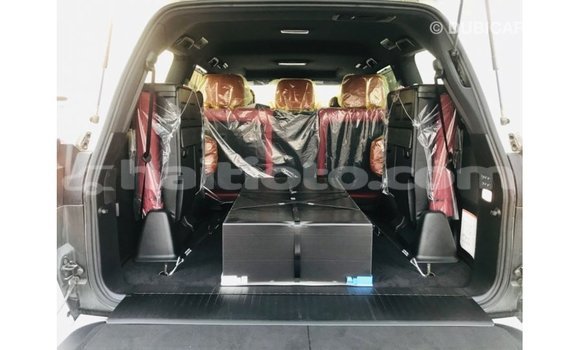 Acheter Import Voiture Lexus LX Blanc à Import - Dubai, Artibonite Acheter Import Voiture Lexus LX Blanc à Import - Dubai, Artibonite