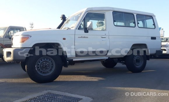 Acheter Import Voiture Toyota Land Cruiser Blanc à Import - Dubai, Artibonite Acheter Import Voiture Toyota Land Cruiser Blanc à Import - Dubai, Artibonite