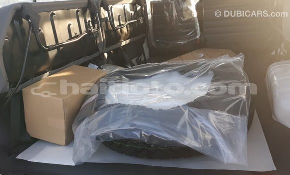 Acheter Import Voiture Toyota Land Cruiser Blanc à Import - Dubai, Artibonite Acheter Import Voiture Toyota Land Cruiser Blanc à Import - Dubai, Artibonite